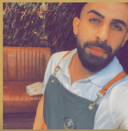 أحمد - خبير البشرة 