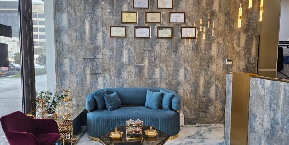 jollieateliercentergmailcom