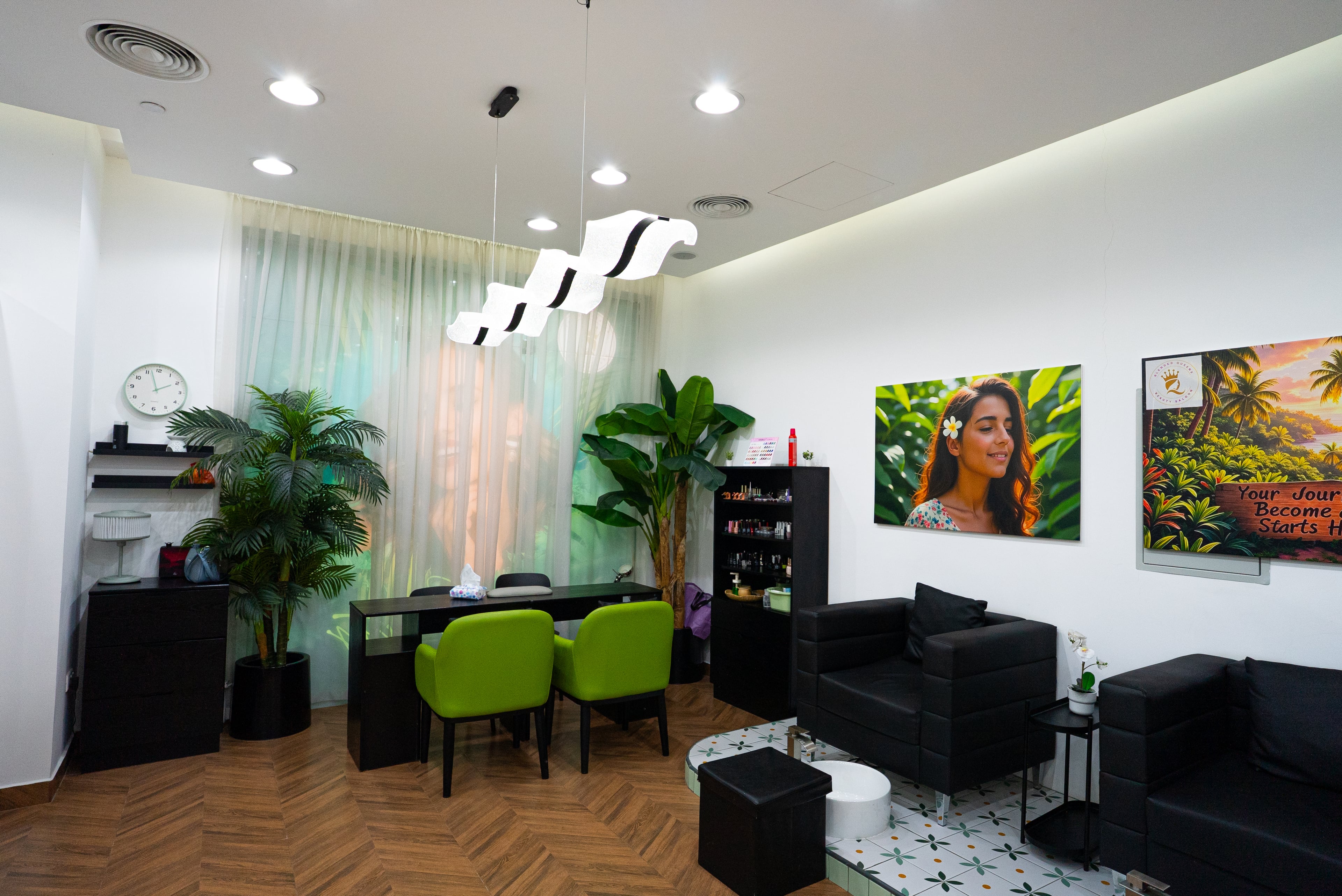BlendedQueensBeautySaloon