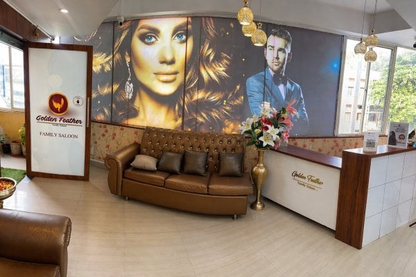 GoldenFeatherFamilySalon