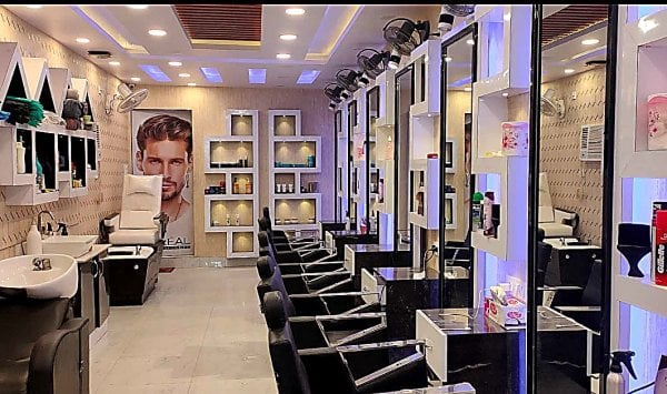 gloriousbeautystudio