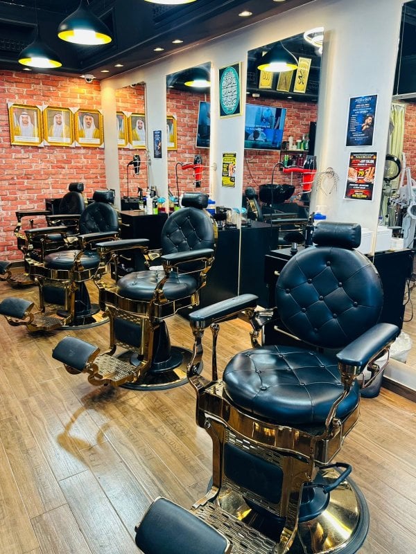 JazziAndGuyGentsSalon