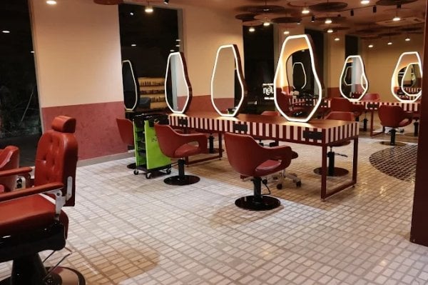 NouveauBeautyHouse