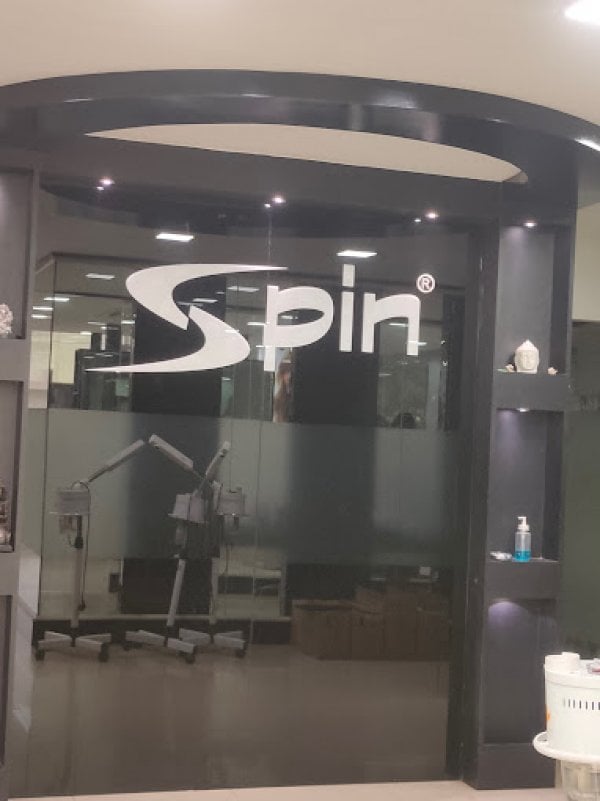 spinsalonDefenceColony