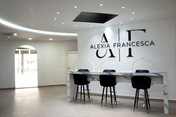 AlexiaFrancescaTheBeautyBar