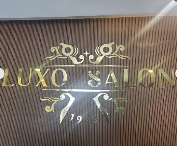 LUXOSALON