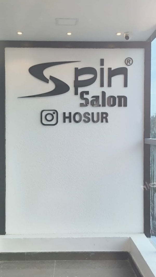 spinsalonhosur