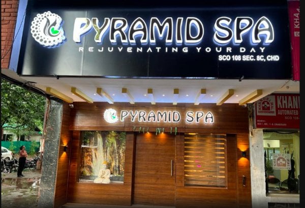Pyramiospa