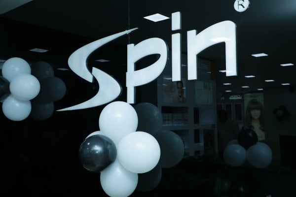 Spinsalonvrpura1