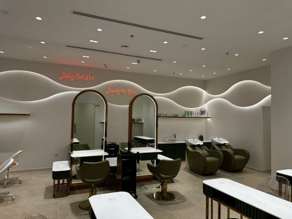 HappyNailsSalon